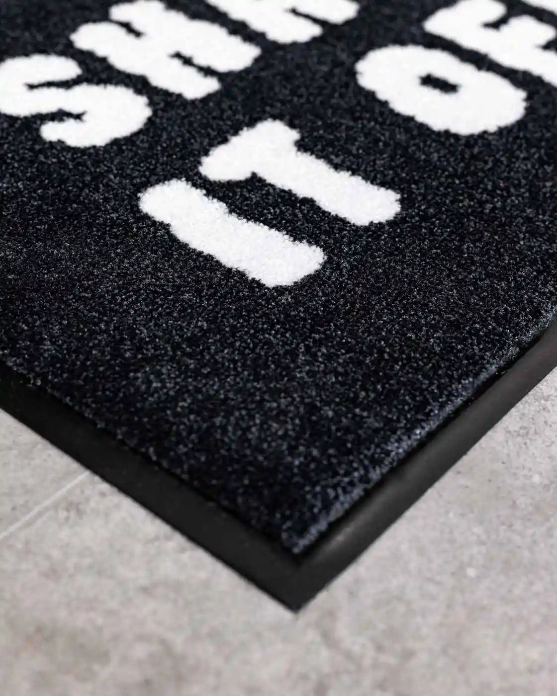 Matacama - Dein Onlineshop für Design Fußmatten - Lustige Fussabtreter - Waschbare Fußabstreifer - Shake it off